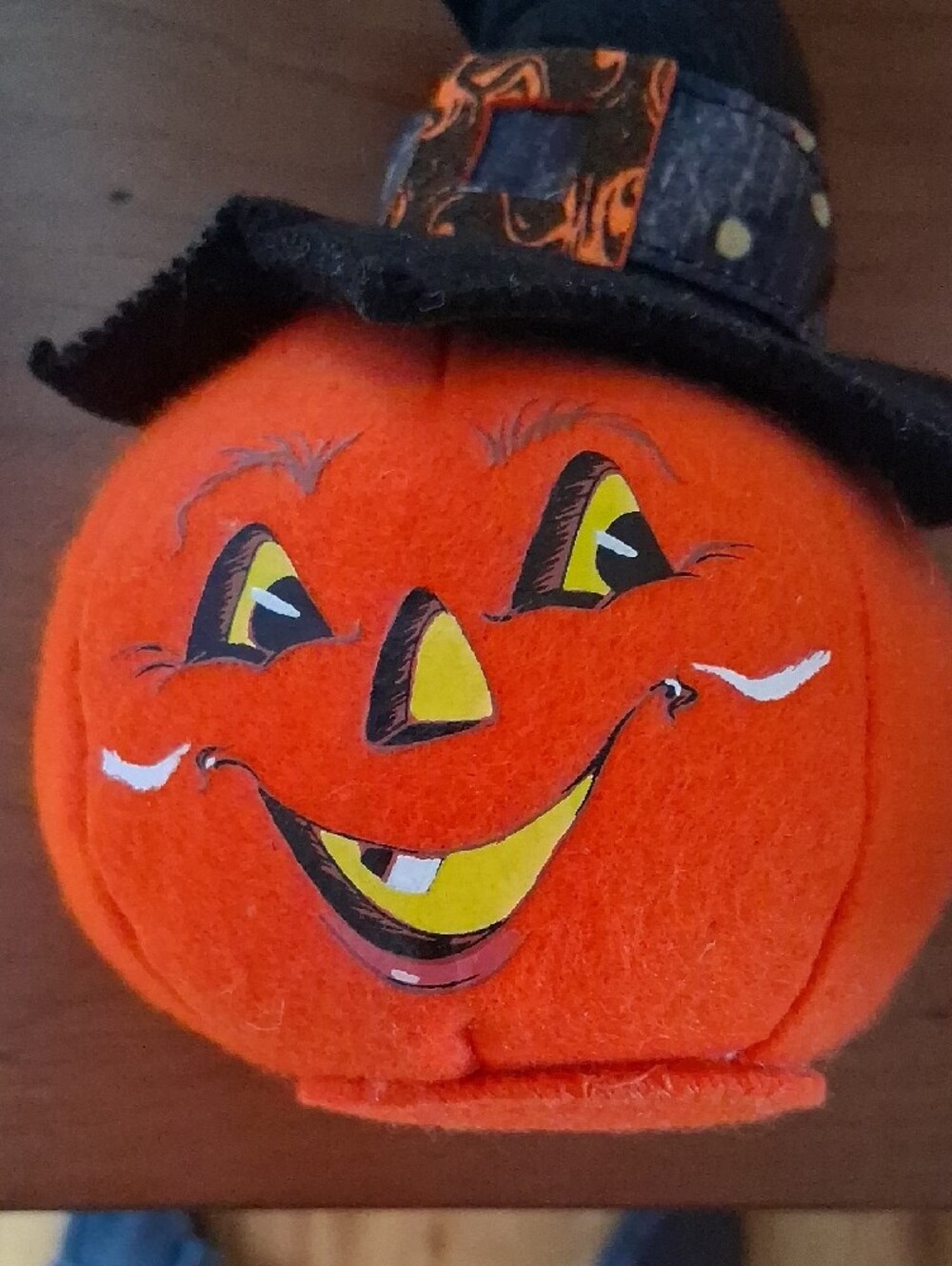 Annalee 2021 Halloween Pumpkin with Witch Hat and Mouse Accent - Orange - Picture 5 of 10